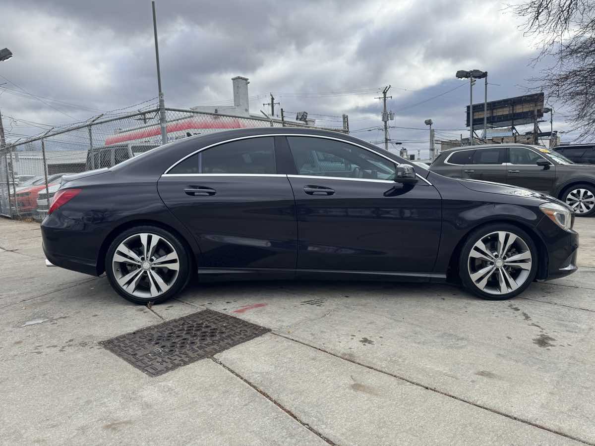 2015 Mercedes Benz CLA 250 photo 4