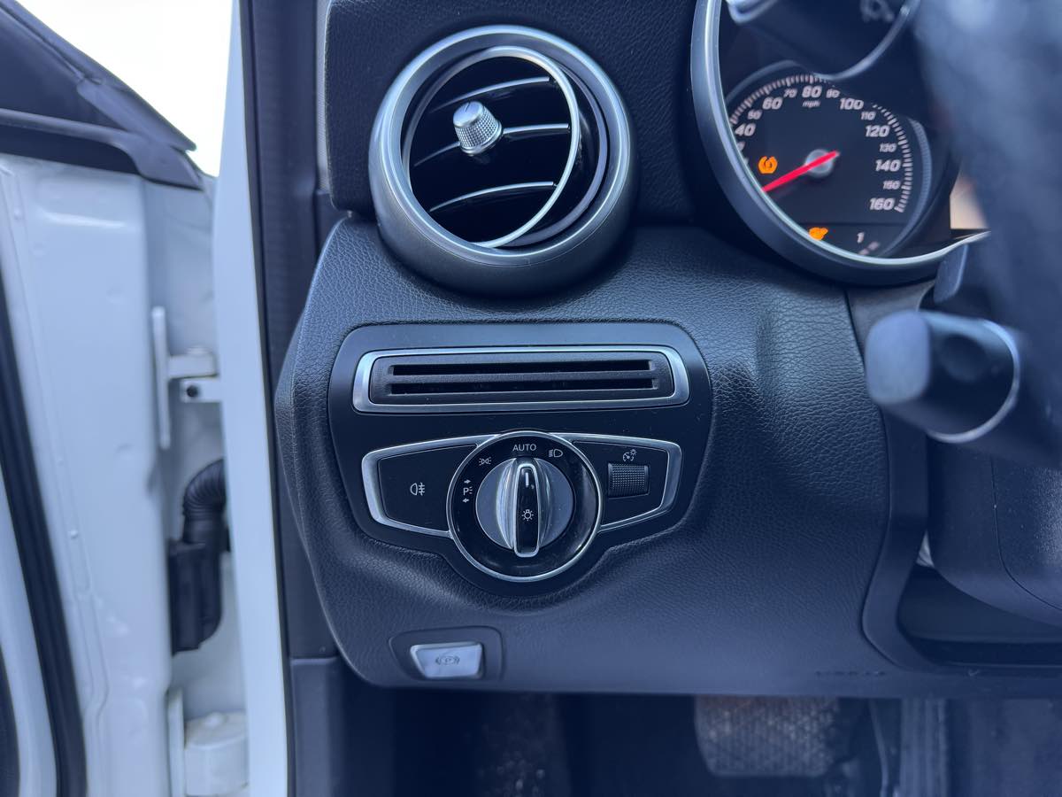 2015 Mercedes-Benz C-Class C300 - Photo 10