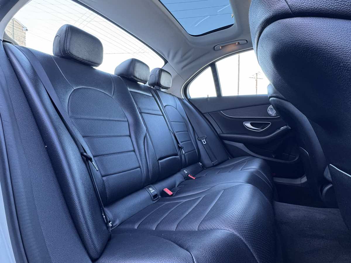 2015 Mercedes-Benz C-Class C300 - Photo 34
