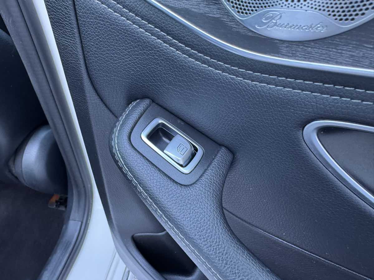 2015 Mercedes-Benz C-Class C300 - Photo 36