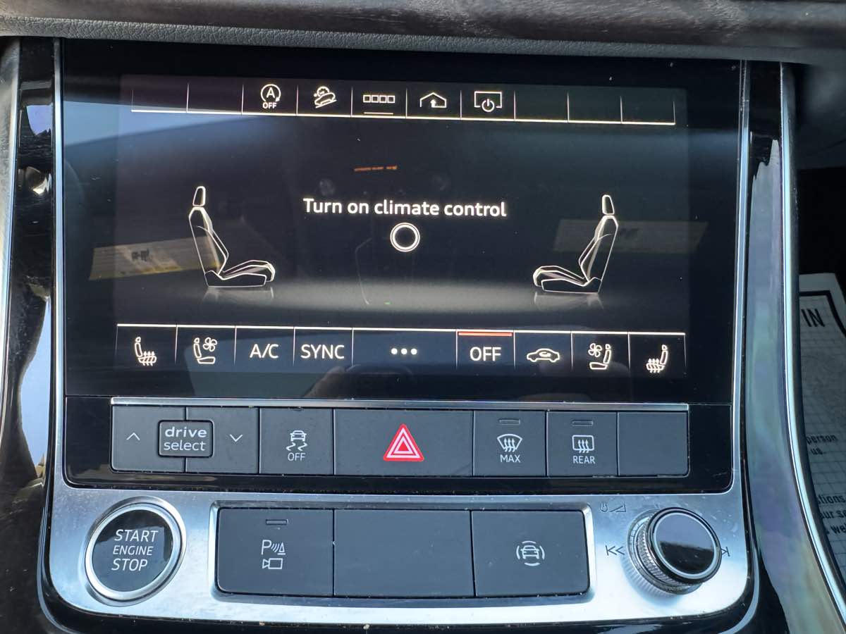 2021 Audi Q8 Premium Plus - Photo 17