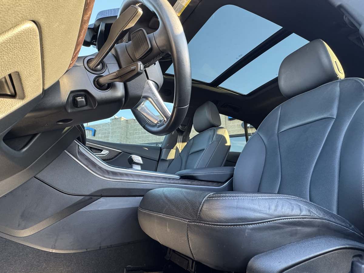 2021 Audi Q8 Premium Plus - Photo 23