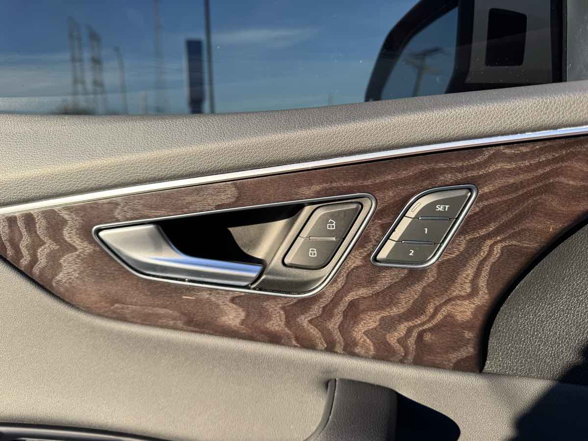 2021 Audi Q8 Premium Plus - Photo 28