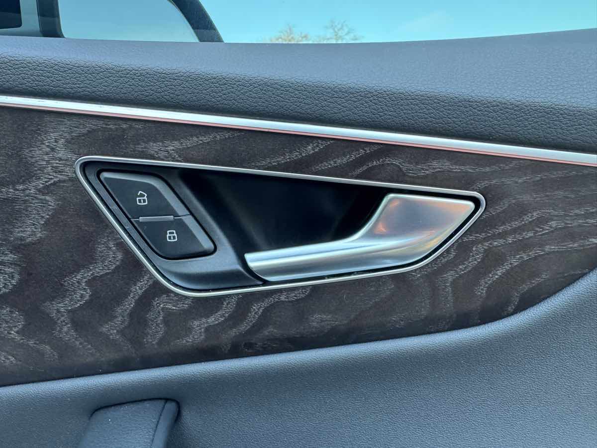 2021 Audi Q8 Premium Plus - Photo 34