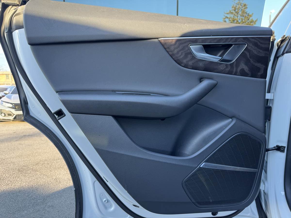 2021 Audi Q8 Premium Plus - Photo 45
