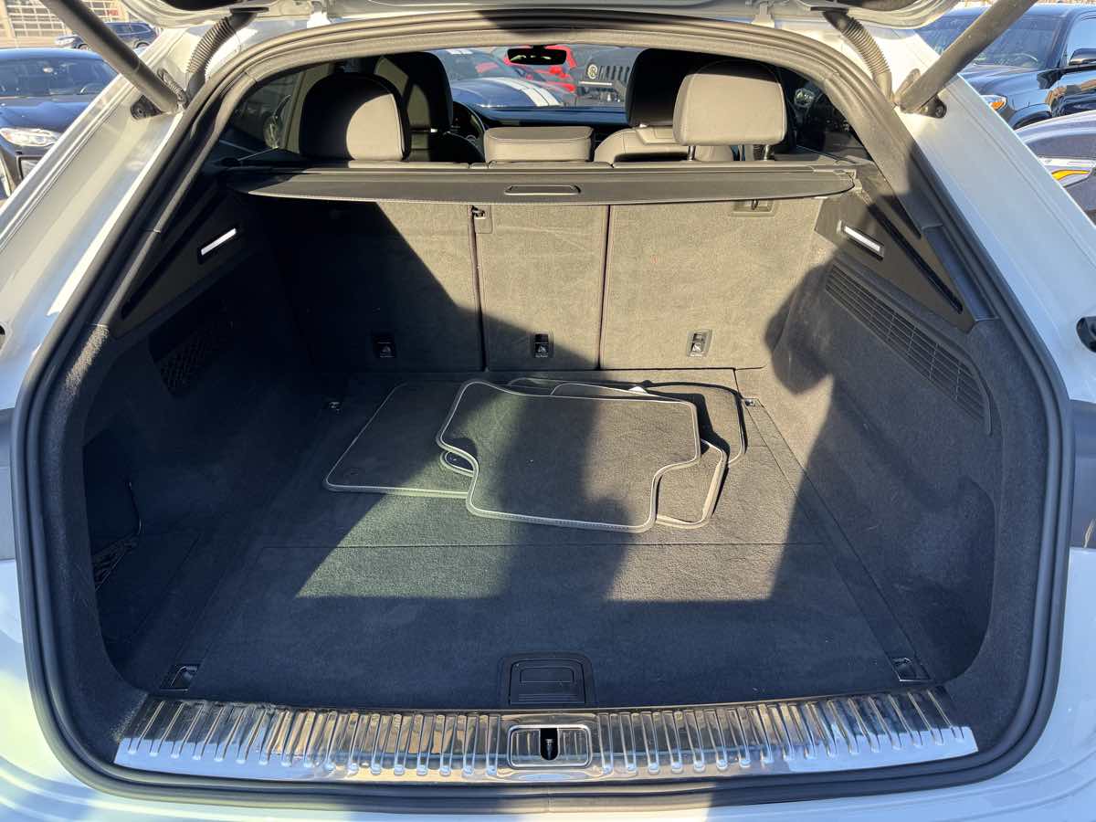 2021 Audi Q8 Premium Plus - Photo 48