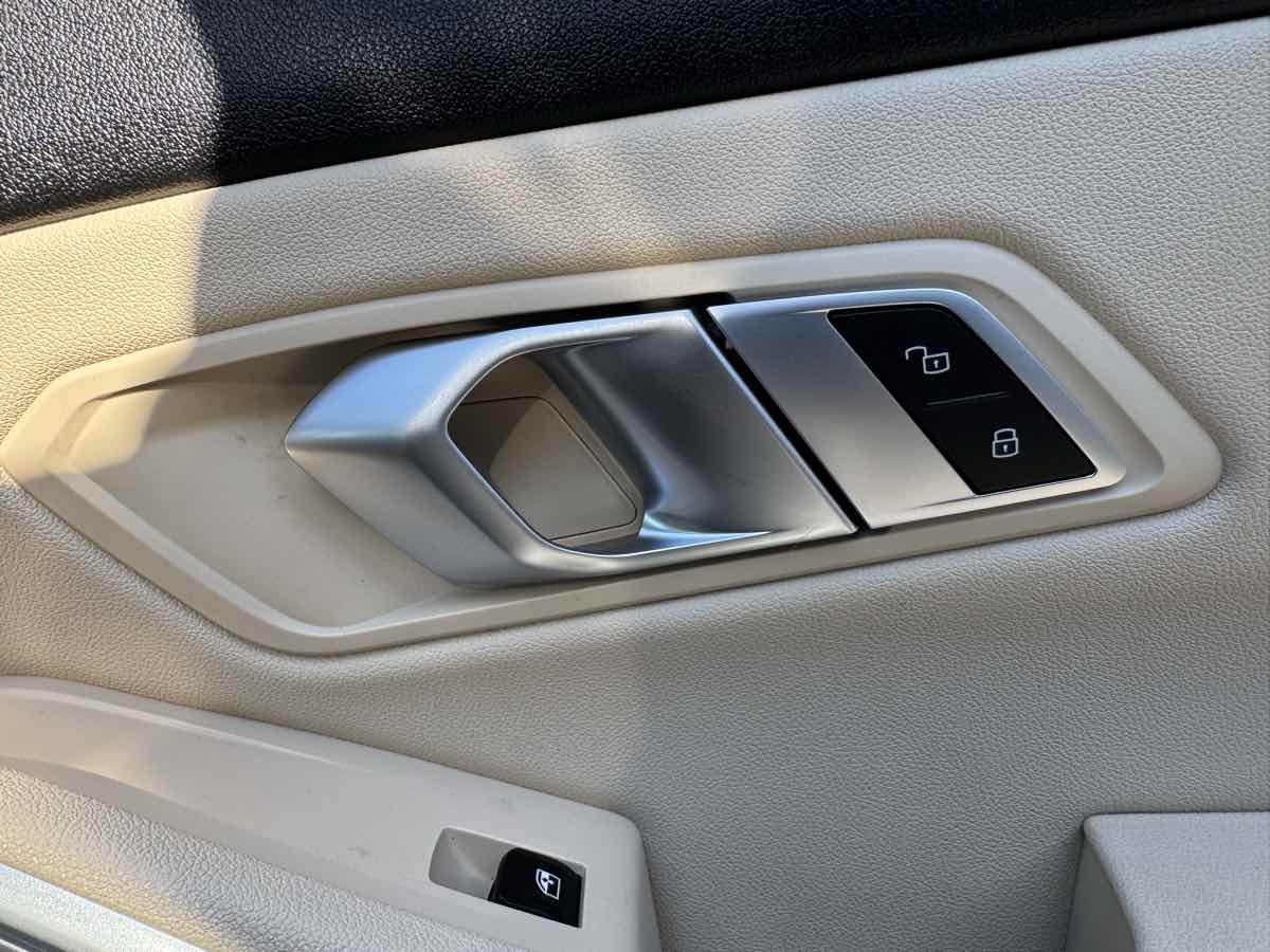 2020 BMW 3 Series 330i - Photo 35