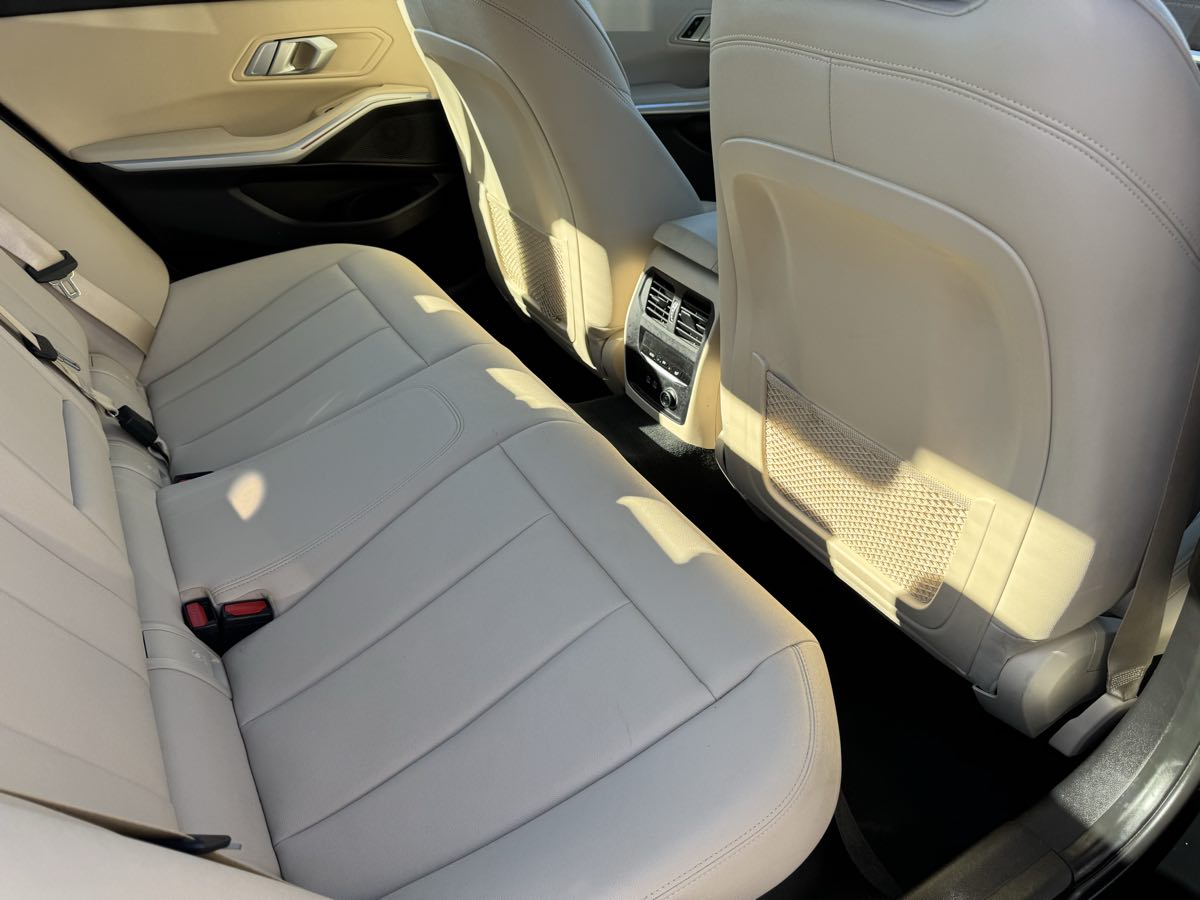 2020 BMW 3 Series 330i - Photo 37