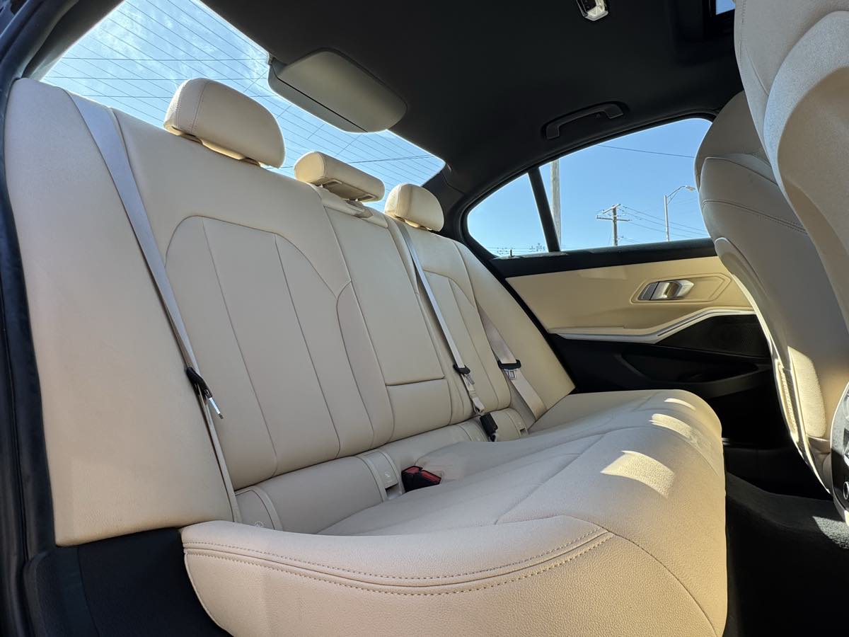 2020 BMW 3 Series 330i - Photo 38