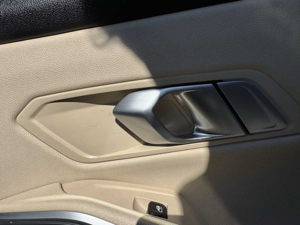 2020 BMW 3 Series 330i - Photo 41