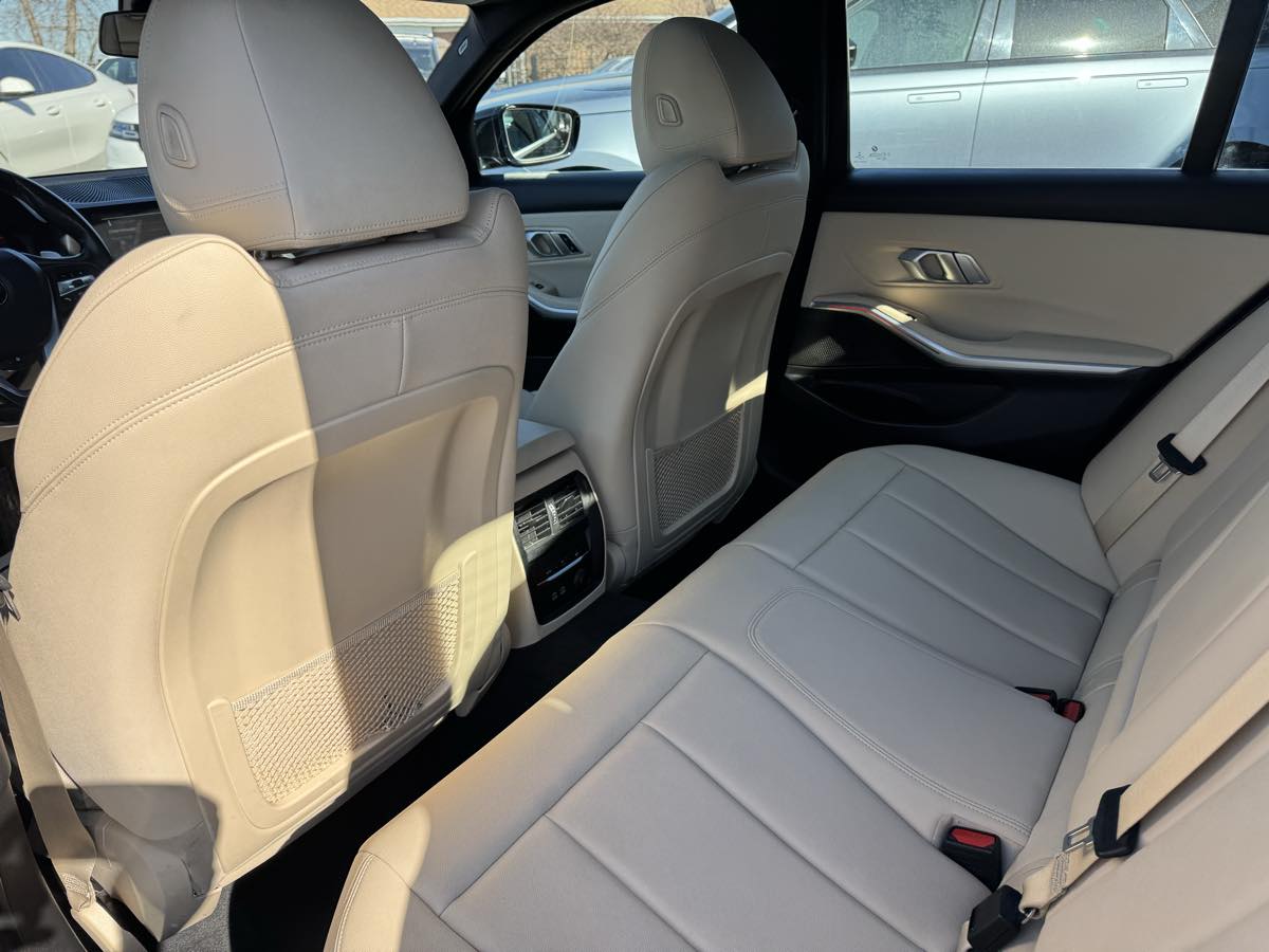2020 BMW 3 Series 330i - Photo 42