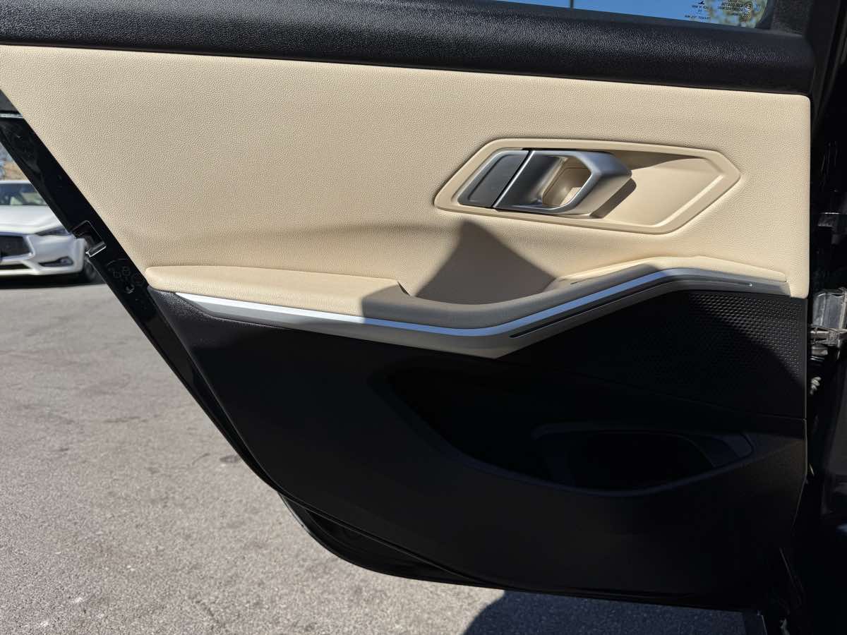2020 BMW 3 Series 330i - Photo 45