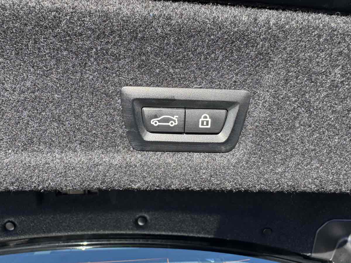 2020 BMW 3 Series 330i - Photo 49