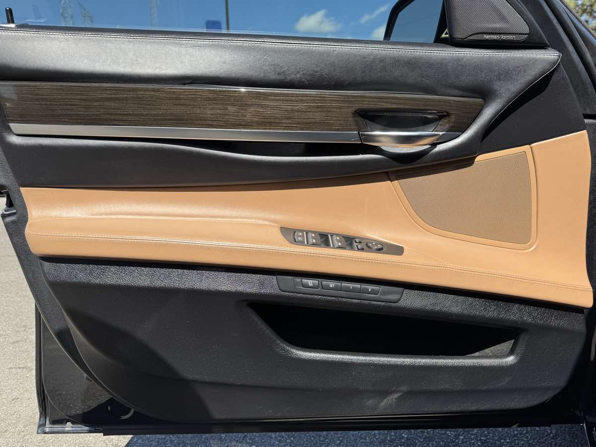 2015 BMW 7 Series 740Li - Photo 27