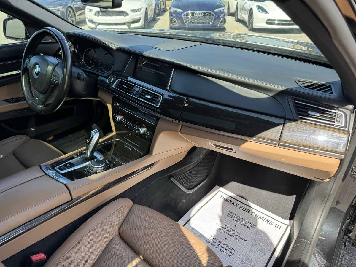 2015 BMW 7 Series 740Li - Photo 31