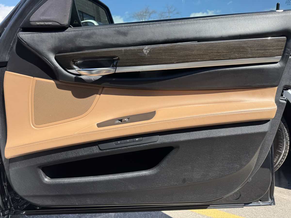 2015 BMW 7 Series 740Li - Photo 34