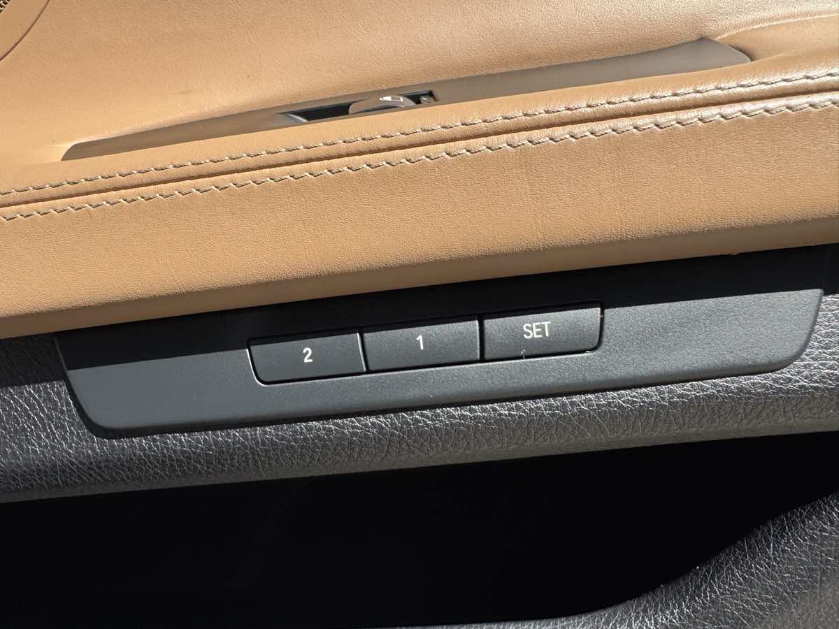 2015 BMW 7 Series 740Li - Photo 35