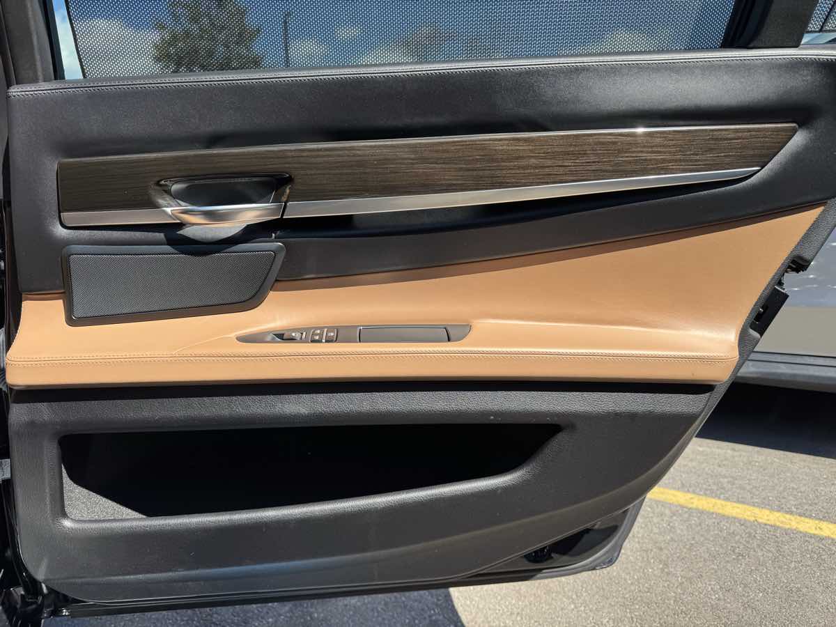 2015 BMW 7 Series 740Li - Photo 41
