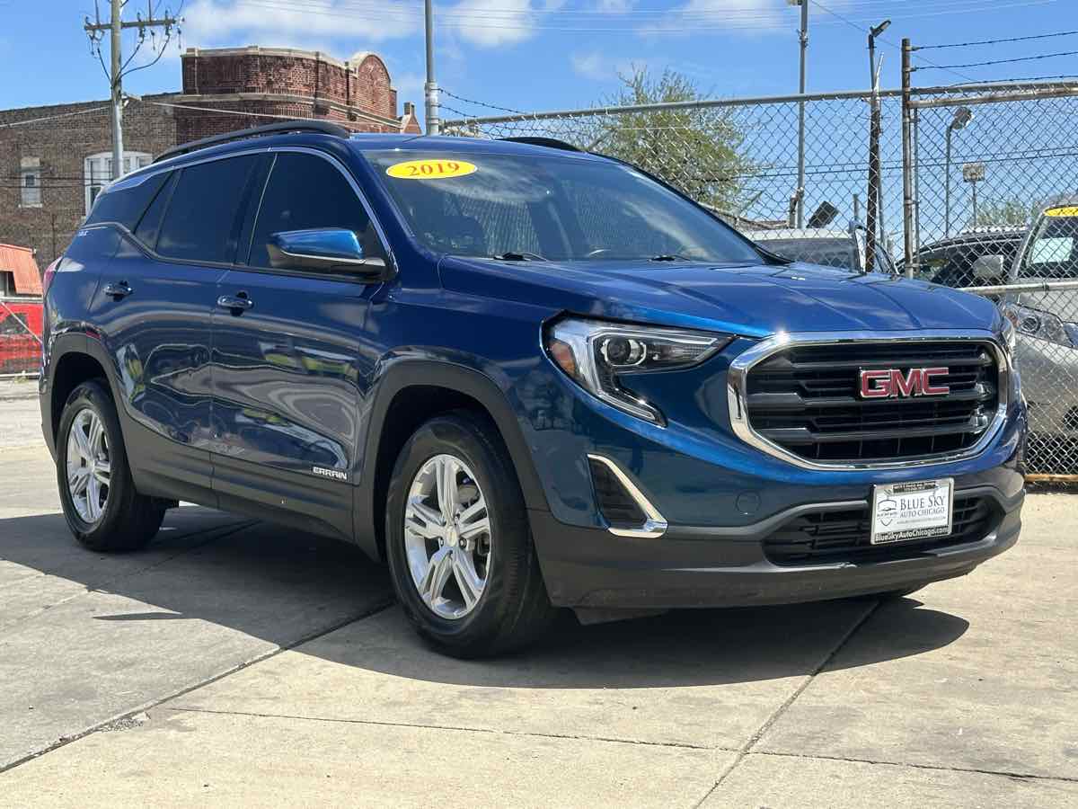 View vehicle photo 3