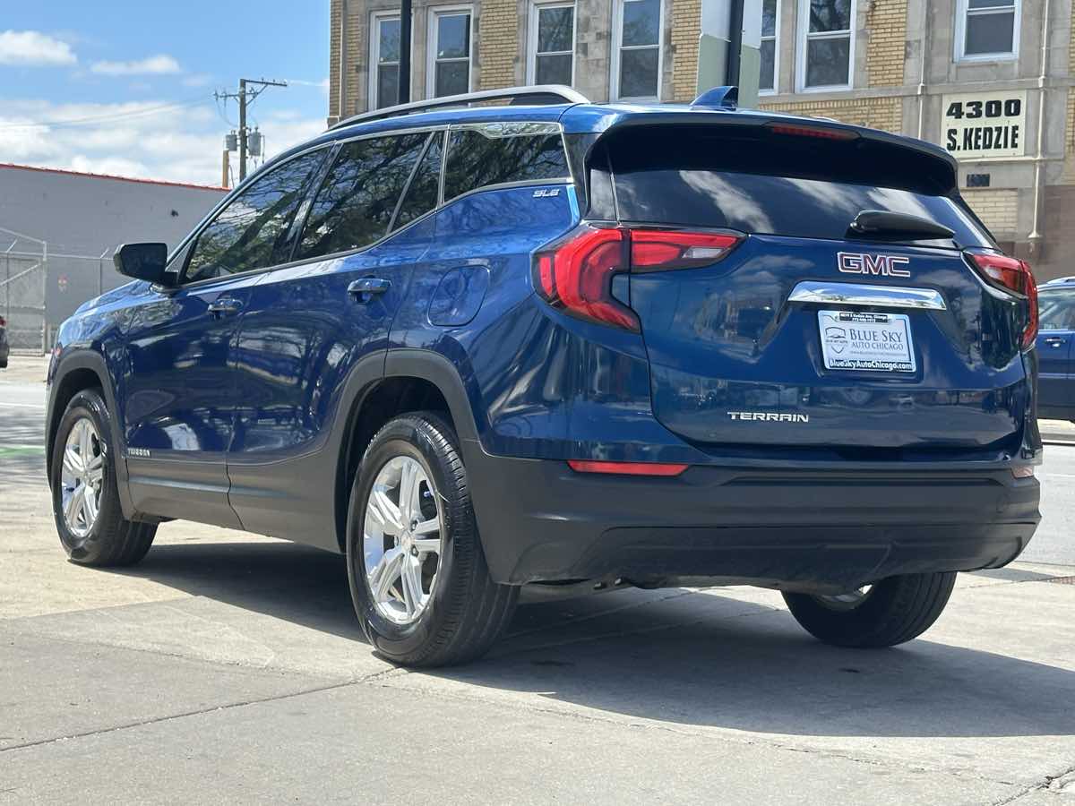View vehicle photo 7