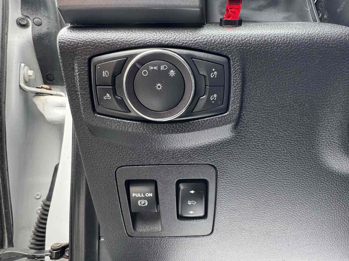 2019 Ford F-150 XLT - Photo 10