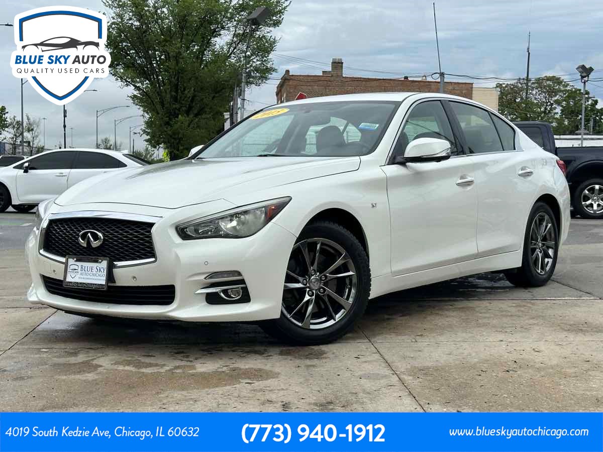 2015 INFINITI Q50 Premium AWD's photo