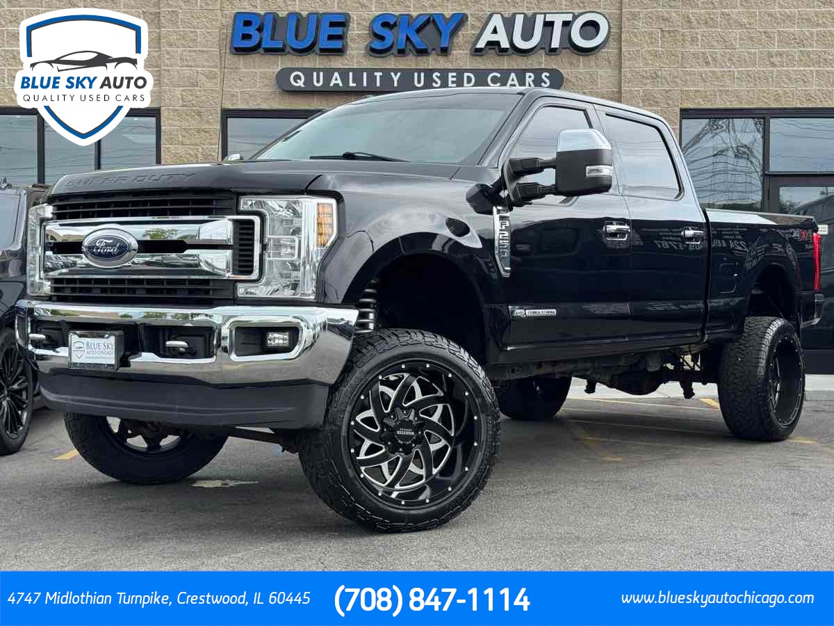 2018 Ford F-250 XLT 4x4 Crew Cab 8' Box's photo