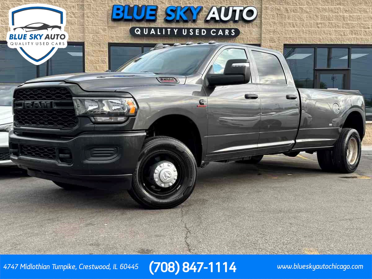 2024 RAM 3500 Tradesman 4X4 Crew Cab LWB's photo