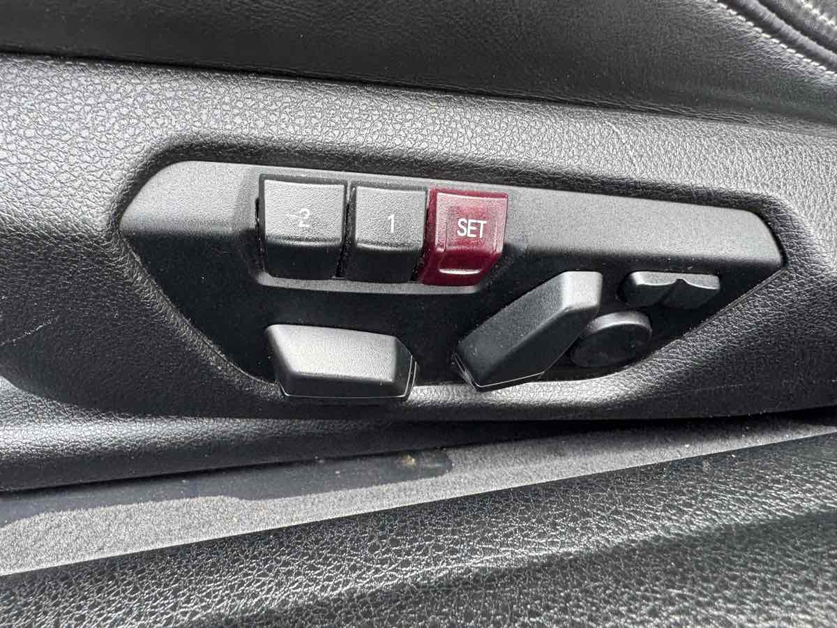 2015 BMW M4 Coupe Base - Photo 31