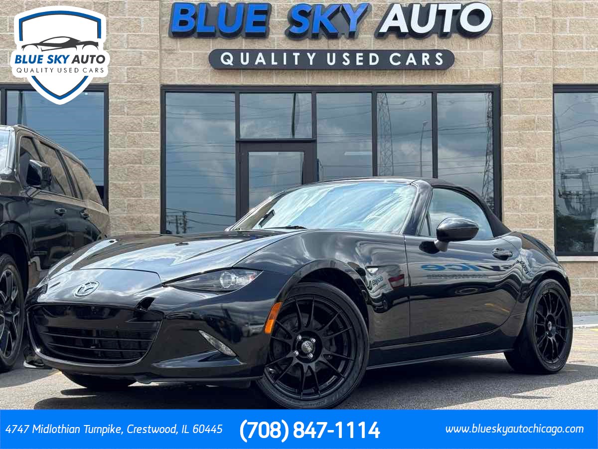 2016 Mazda MX-5 Miata Sport's photo