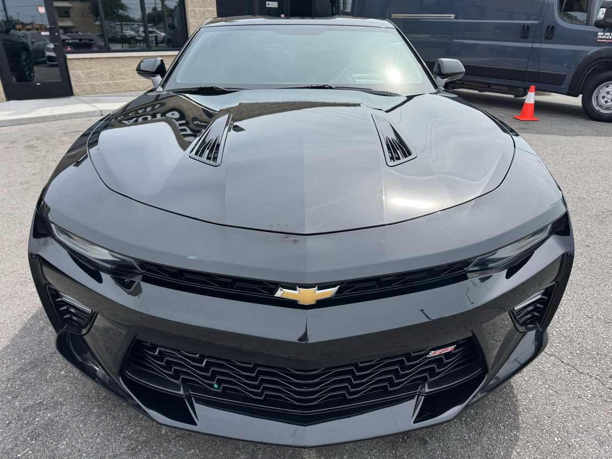 View vehicle photo 3