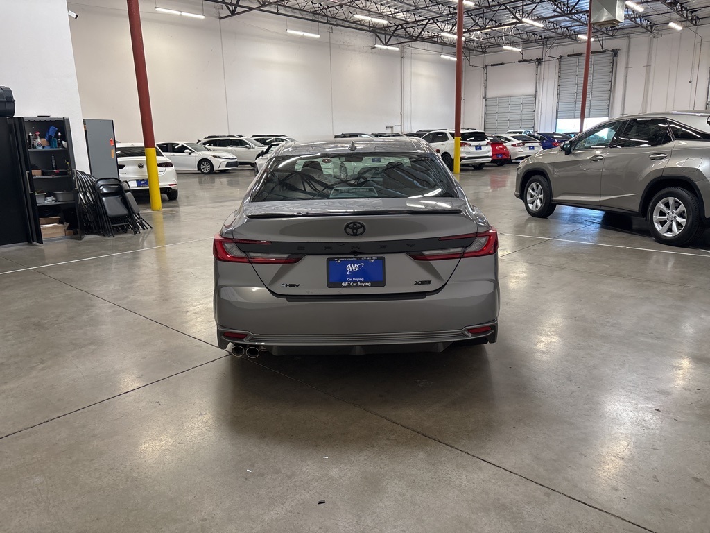 2025 Toyota Camry Hybrid XSE photo 3