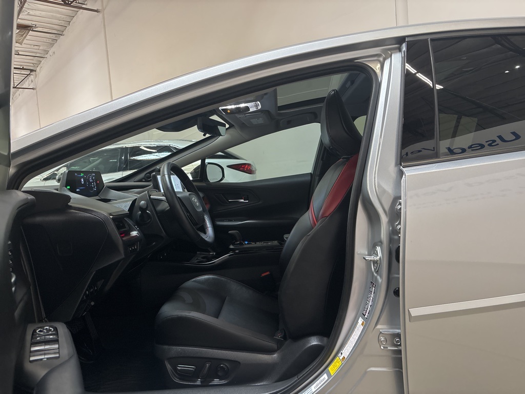2024 Toyota Prius Prime XSE Premium photo 9