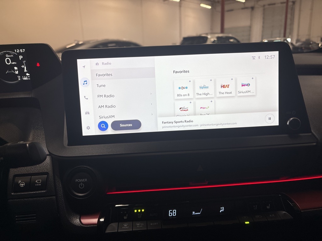 2024 Toyota Prius Prime XSE Premium photo 13