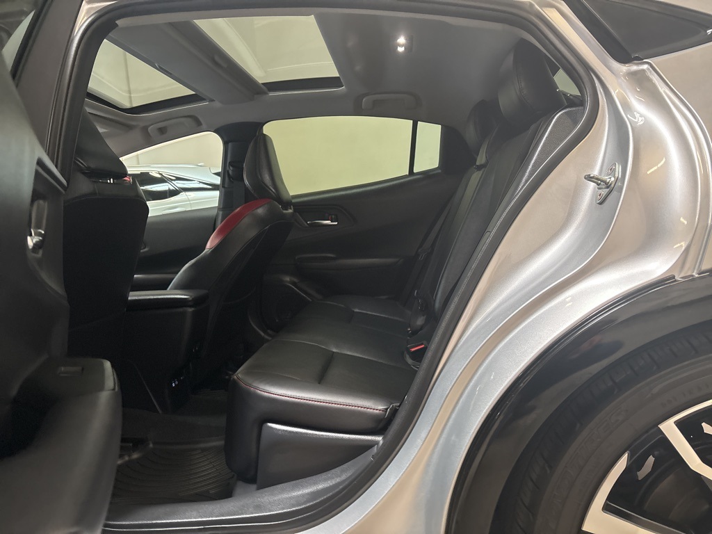 2024 Toyota Prius Prime XSE Premium photo 19