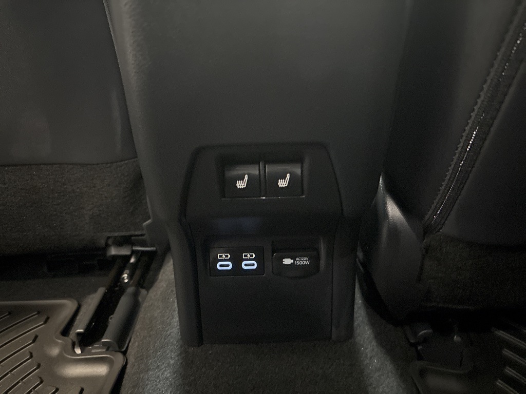 2024 Toyota Prius Prime XSE Premium photo 20