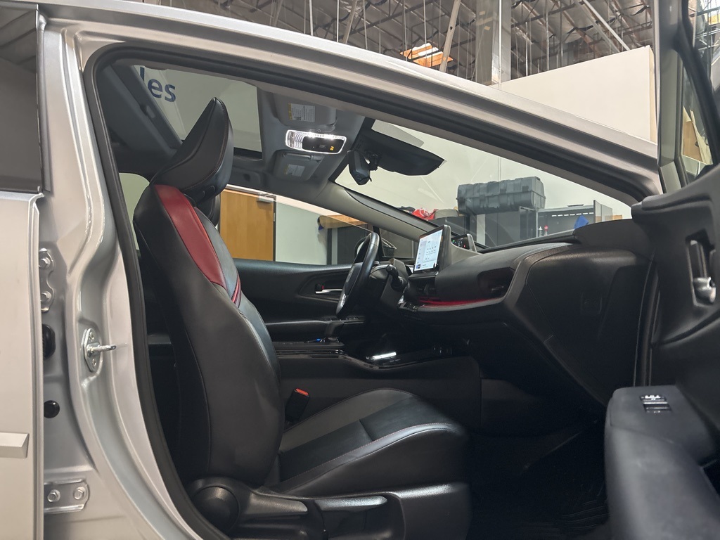 2024 Toyota Prius Prime XSE Premium photo 22