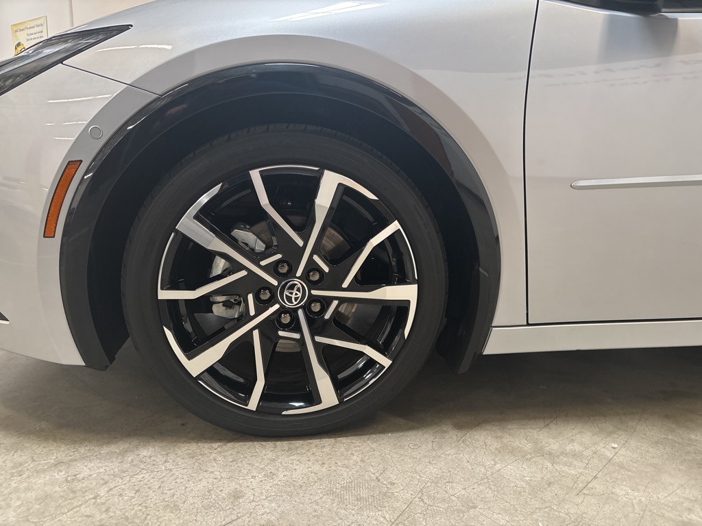 2024 Toyota Prius Prime XSE Premium photo 26
