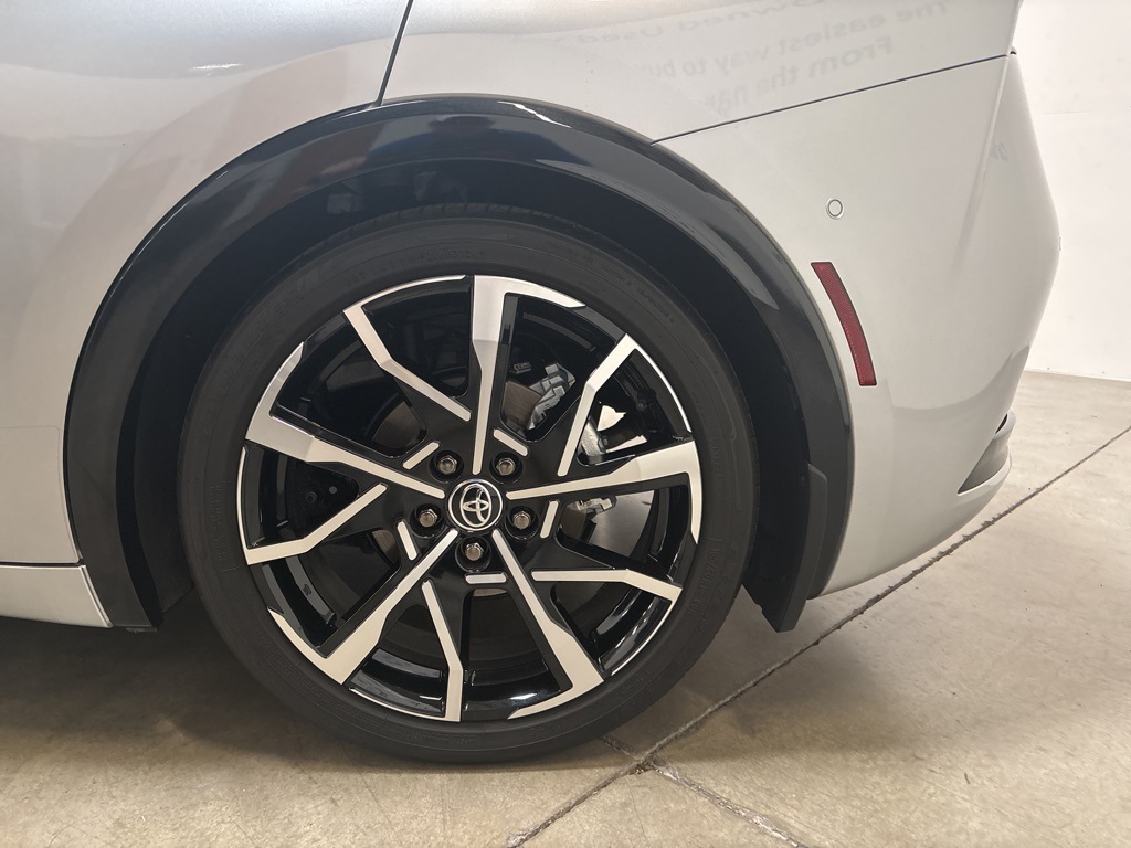 2024 Toyota Prius Prime XSE Premium photo 27