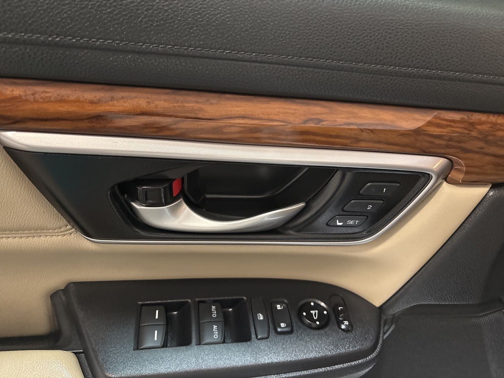2019 Honda CR-V EX-L photo 10
