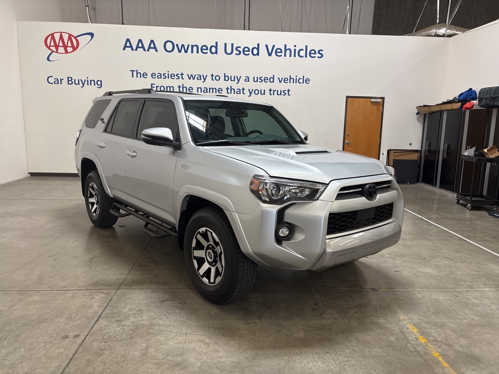 2022 Toyota 4Runner TRD Off-Road Premium photo 6