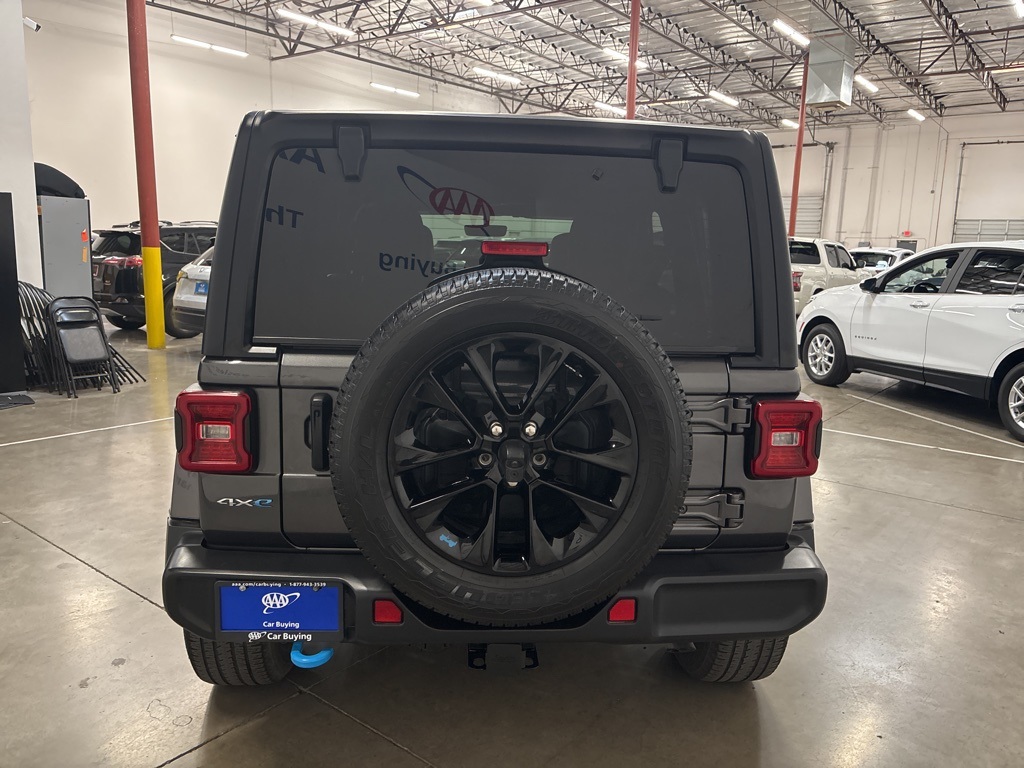 2022 Jeep Wrangler 4xe Unlimited Sahara photo 4