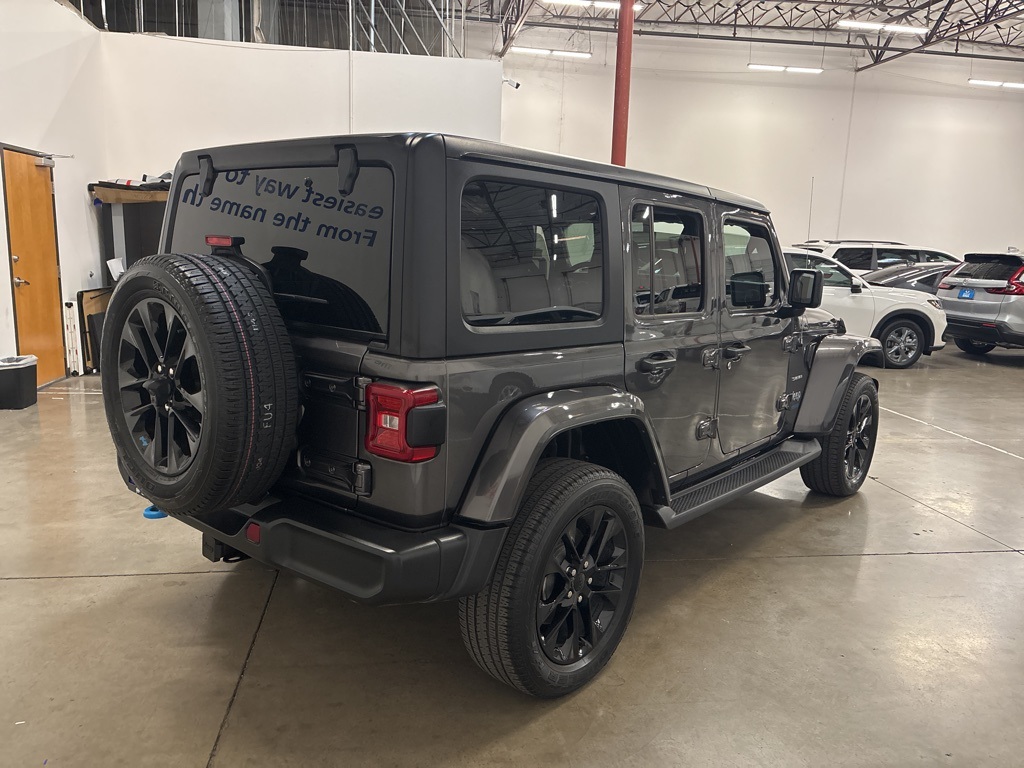 2022 Jeep Wrangler 4xe Unlimited Sahara photo 5