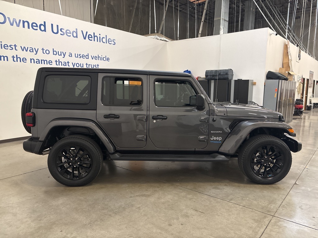 2022 Jeep Wrangler 4xe Unlimited Sahara photo 6