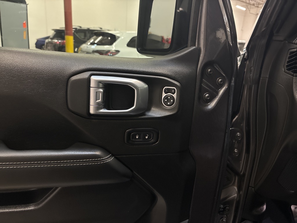 2022 Jeep Wrangler 4xe Unlimited Sahara photo 10