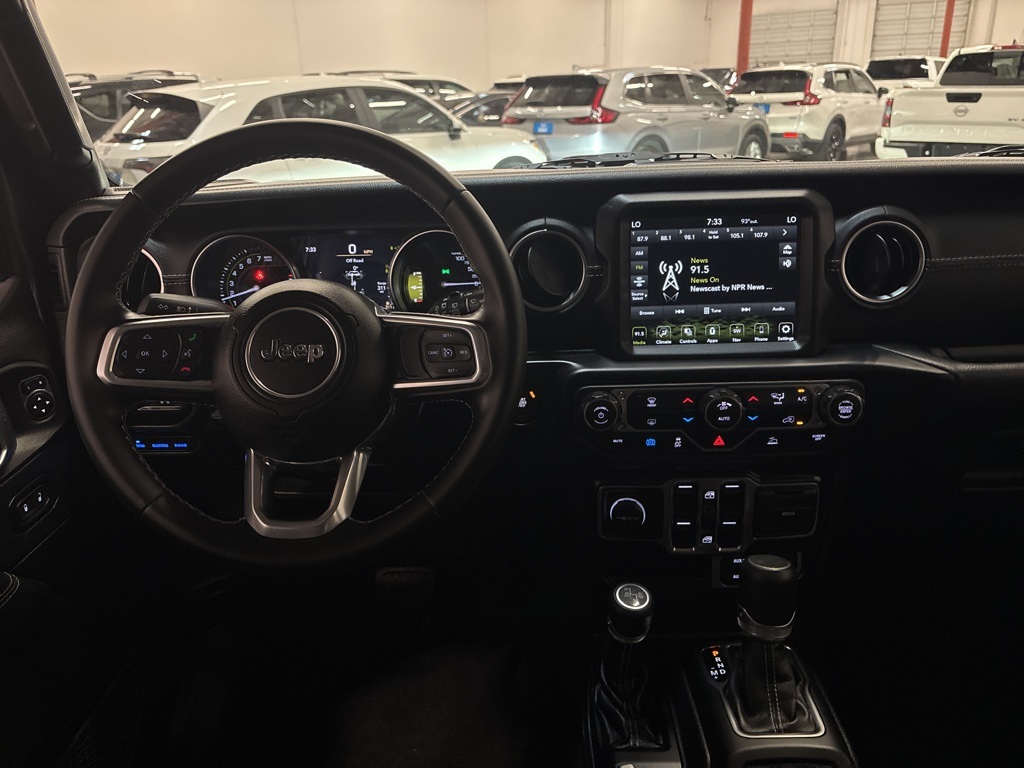 2022 Jeep Wrangler 4xe Unlimited Sahara photo 11