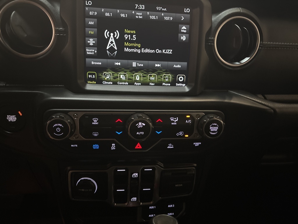 2022 Jeep Wrangler 4xe Unlimited Sahara photo 14