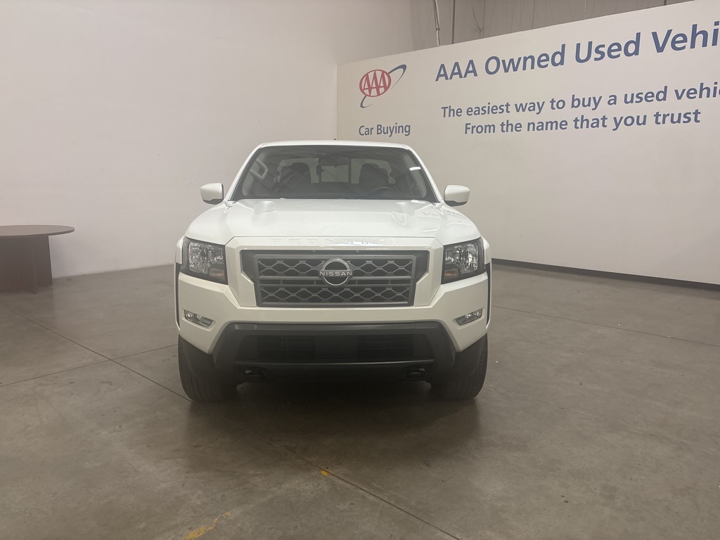 2024 Nissan Frontier SV photo 7