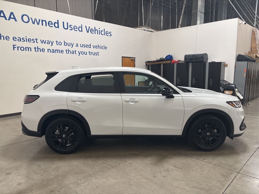 2026 Honda HR-V Sport photo 6