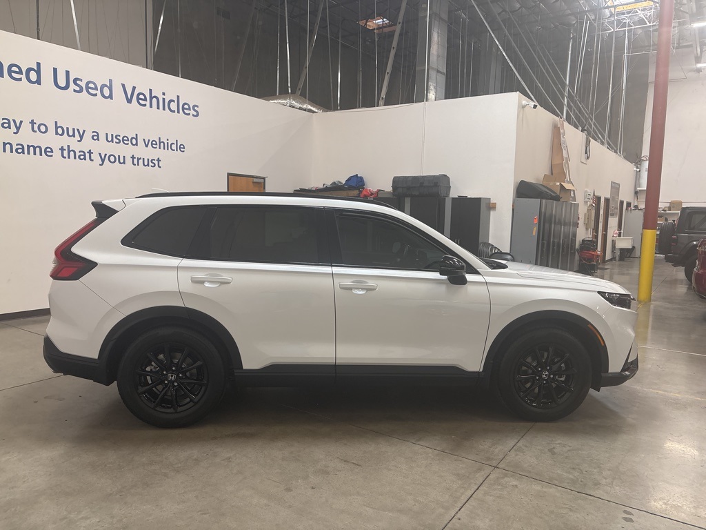 2026 Honda CR-V Hybrid Sport-L photo 6